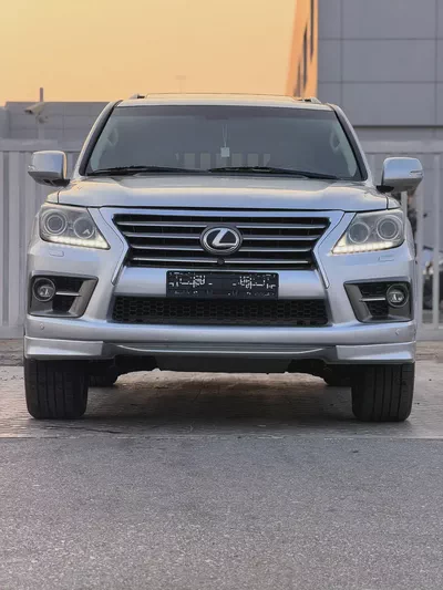 2010 Lexus LX 570 Sport GCC Specs-0