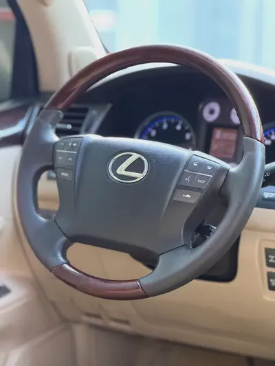 2010 Lexus LX 570 Sport GCC Specs-8