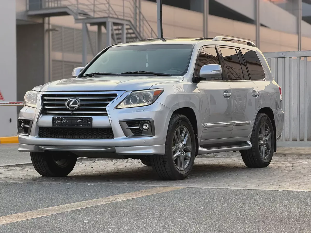 2010 Lexus LX 570 Sport GCC Specs-2-2