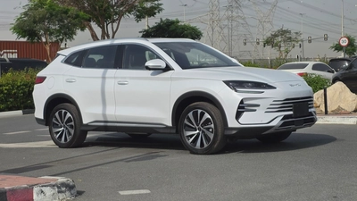BYD SONG PLUS Design PHEV (White)-0