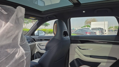 BYD SONG PLUS Design PHEV (White)-10