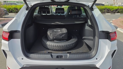 BYD SONG PLUS Design PHEV (White)-8