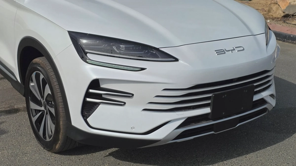 BYD SONG PLUS Design PHEV (White)