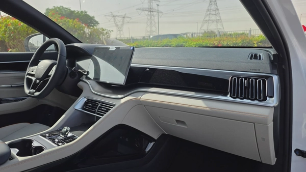 BYD SONG PLUS Design PHEV (White)