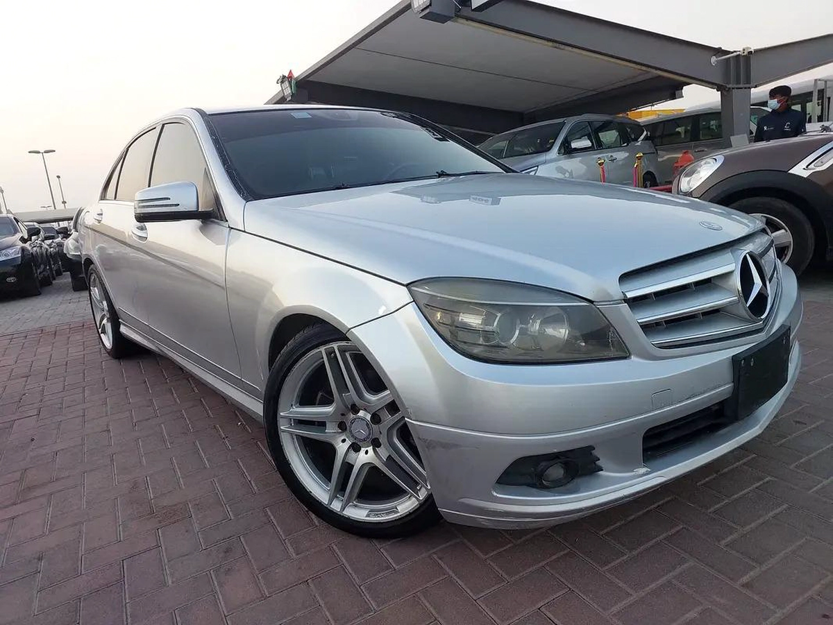 Mercedes-Benz C-Class C300 2011 | Japanese Specs | Pristine Condition-6-6