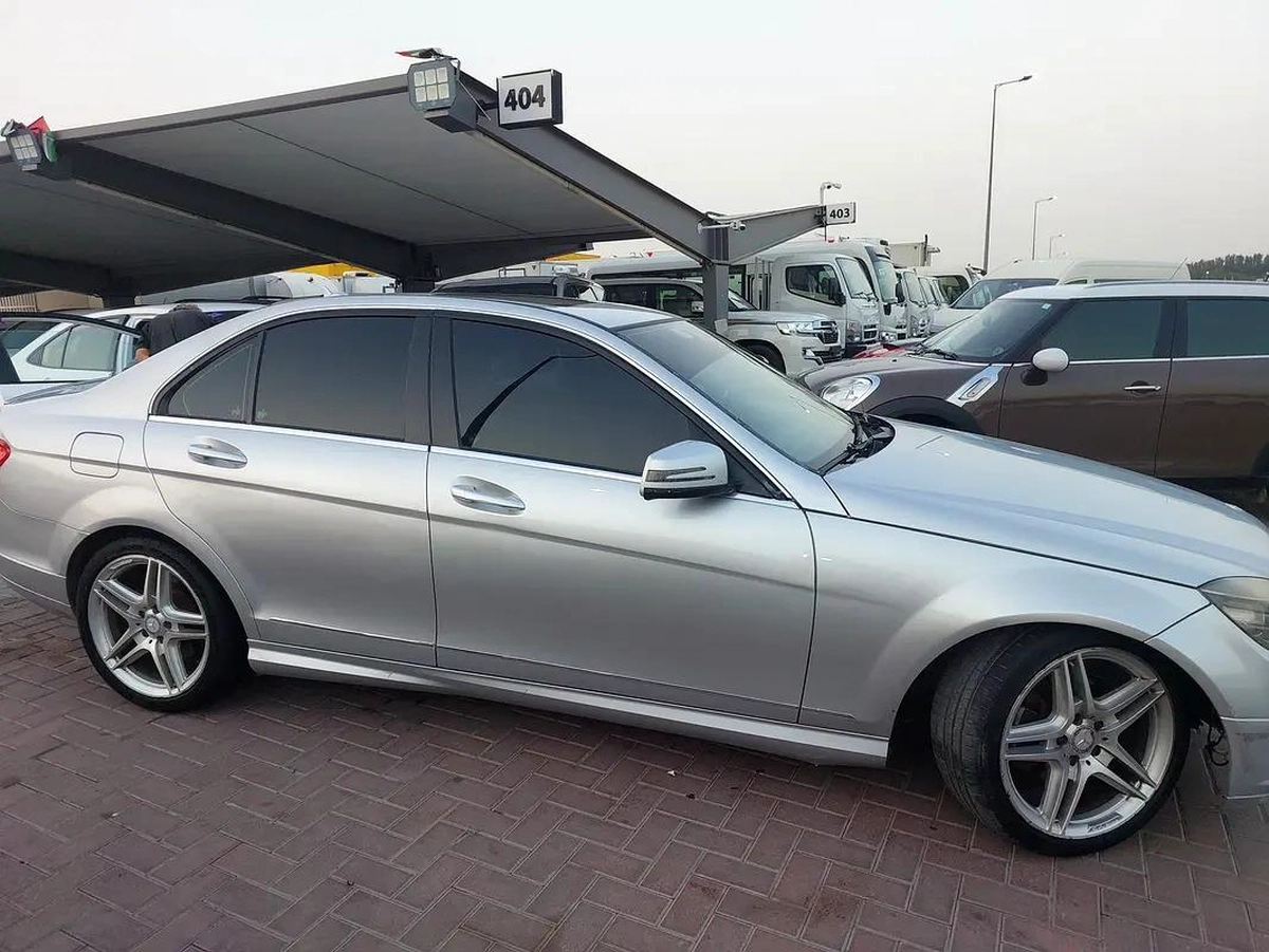 Mercedes-Benz C-Class C300 2011 | Japanese Specs | Pristine Condition-11-11