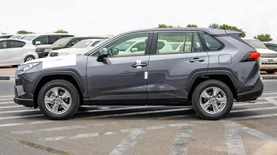 Toyota RAV4 LE 2×4-16