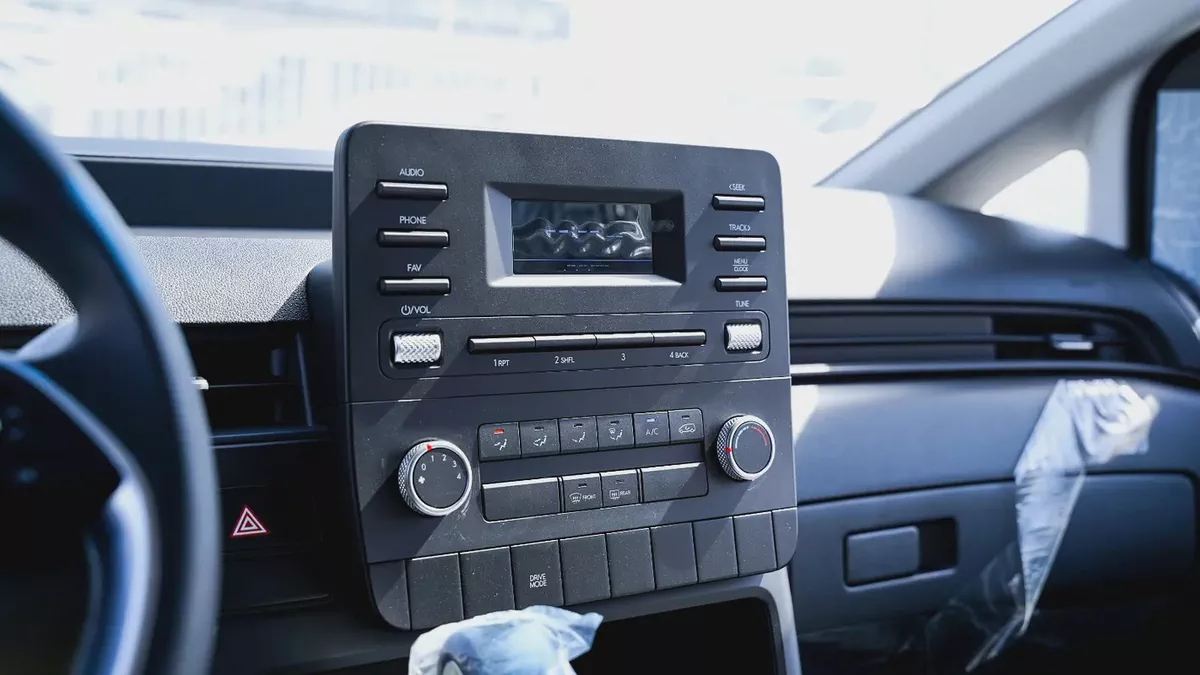 2026 Hyundai Staria Comfort | GCC Specs | Brand New-9-9
