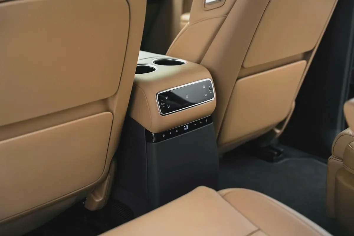 2025 LI AUTO L9 ULTRA 6 SEATER-17-17