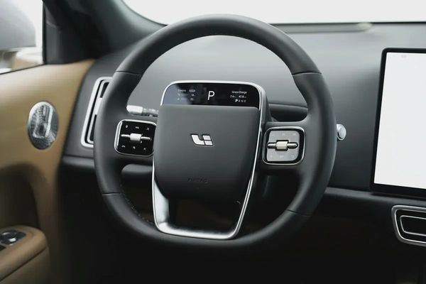 2025 LI AUTO L9 ULTRA 6 SEATER