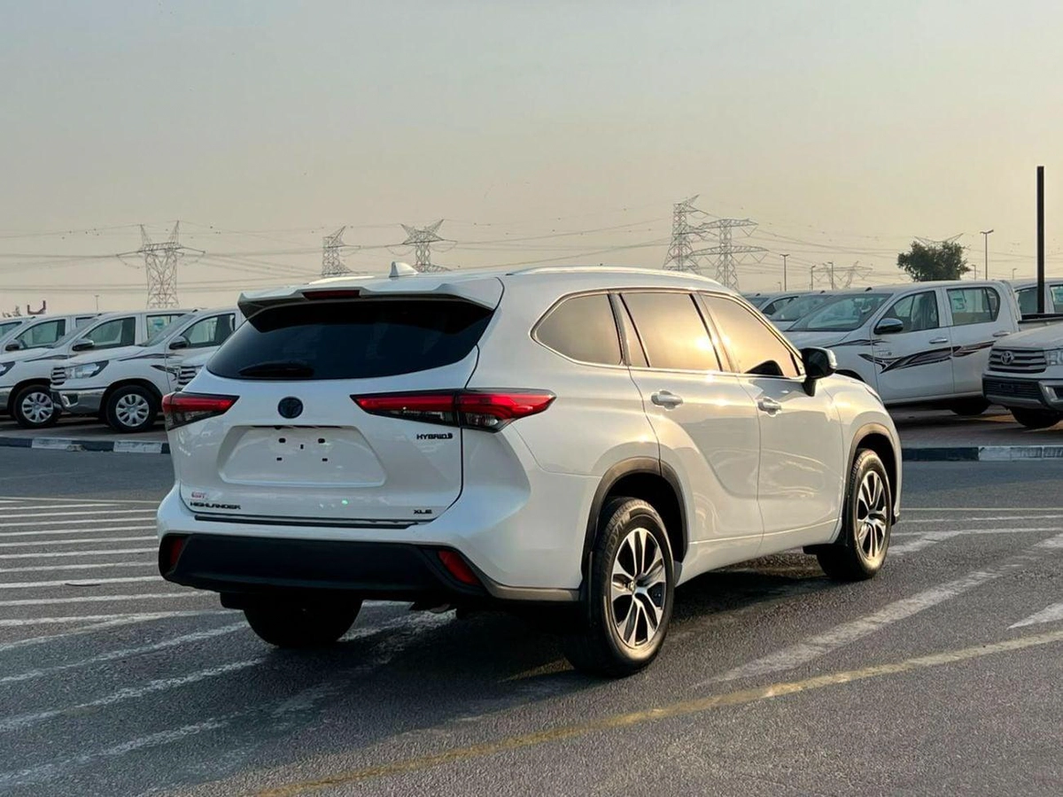 Toyota Highlander 2020 Toyota Highlander Hybrid XLE Full Option 2.5L V4 - Sunroof - Leather Seat - Rear Camera & Senso-6-0