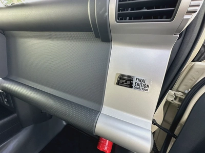 Toyota FJ Cruiser final Edition 06/1000 GCC Al futtaim-8