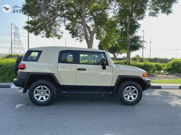 Toyota FJ Cruiser final Edition 06/1000 GCC Al futtaim