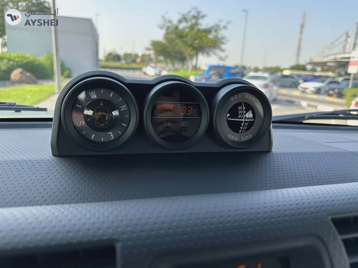 Toyota FJ Cruiser final Edition 06/1000 GCC Al futtaim-5-5