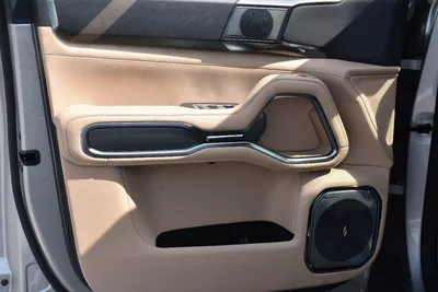 BYD LEOPARD 8 FLAGSHIP 2026 | GOLD-16