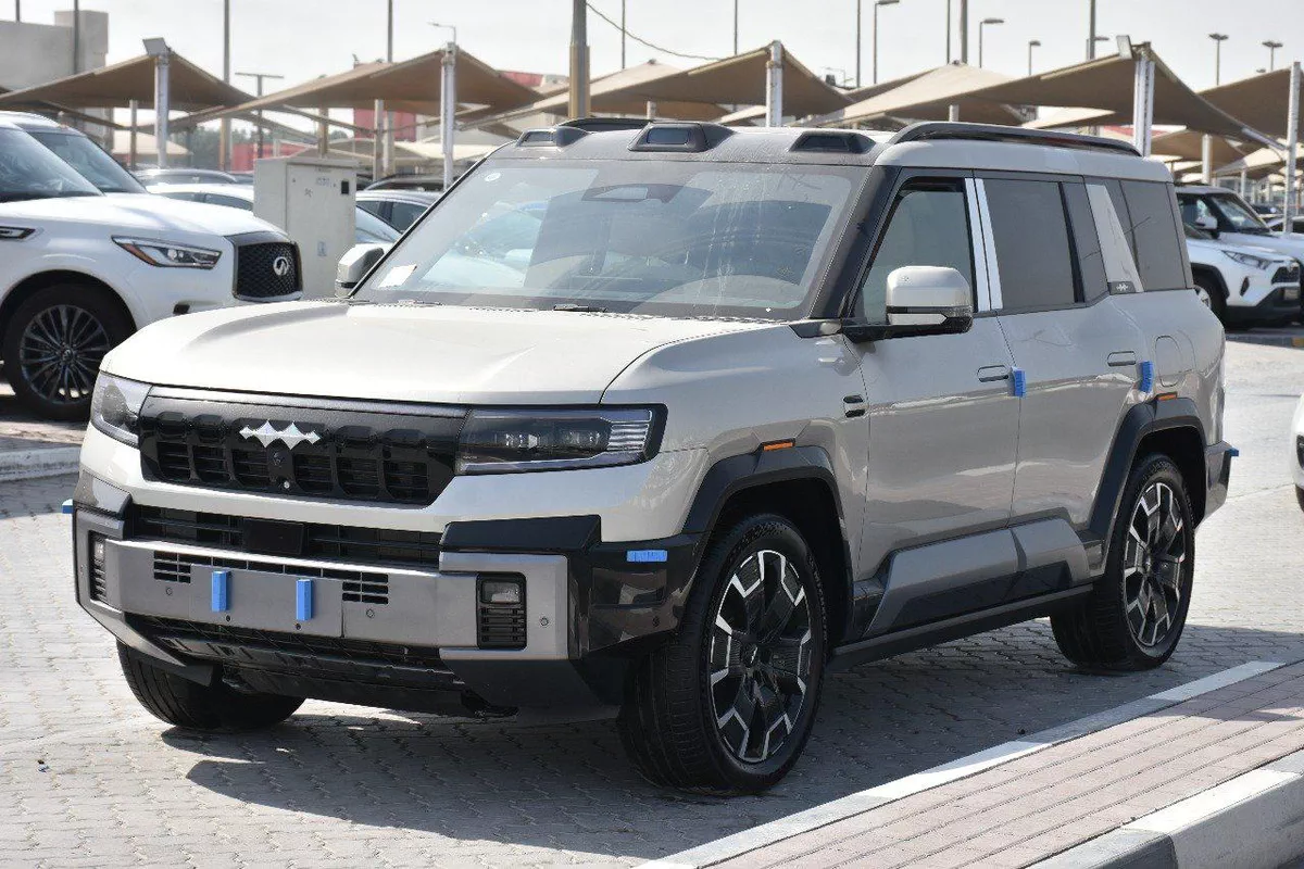 BYD LEOPARD 8 FLAGSHIP 2026 | GOLD