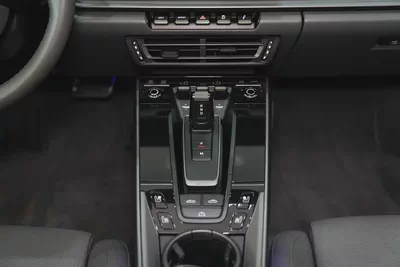 2024 - Porsche 911 Carrera with warranty for 499,000.00 AED-15