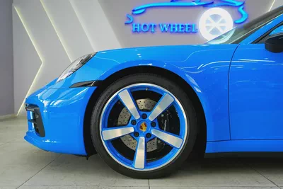 2024 - Porsche 911 Carrera with warranty for 499,000.00 AED-7