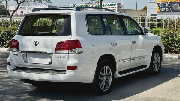 2013 Lexus LX570 | G.C.C Spec | First Owner