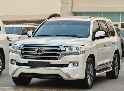لاند كرورز VXR5.7Pristine Toyota Land Cruiser VXR 2017 | GCC Specs | Top Option-3