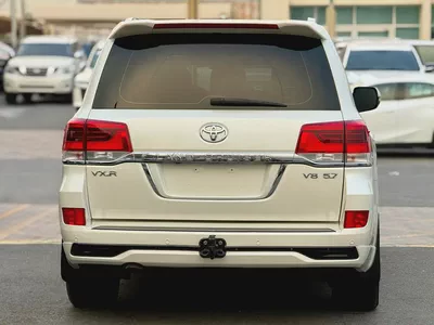 لاند كرورز VXR5.7Pristine Toyota Land Cruiser VXR 2017 | GCC Specs | Top Option-6