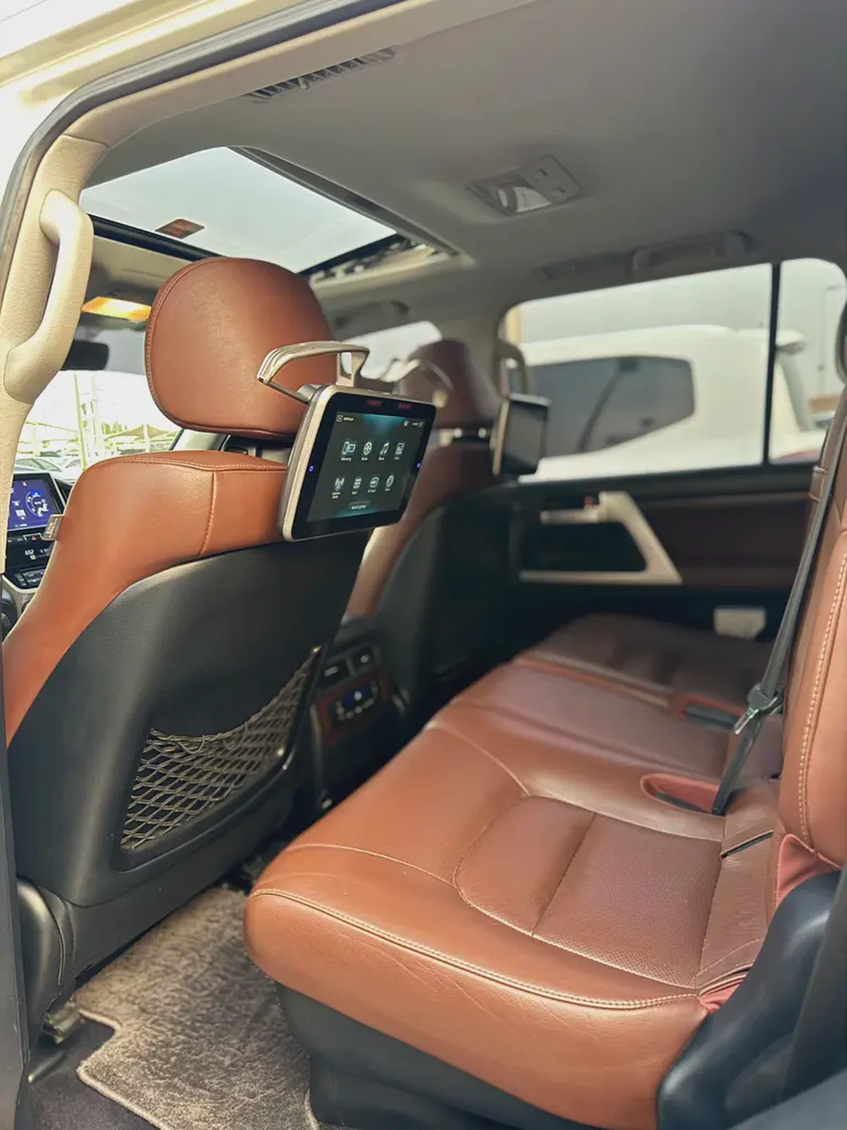 لاند كرورز VXR5.7Pristine Toyota Land Cruiser VXR 2017 | GCC Specs | Top Option-12-12