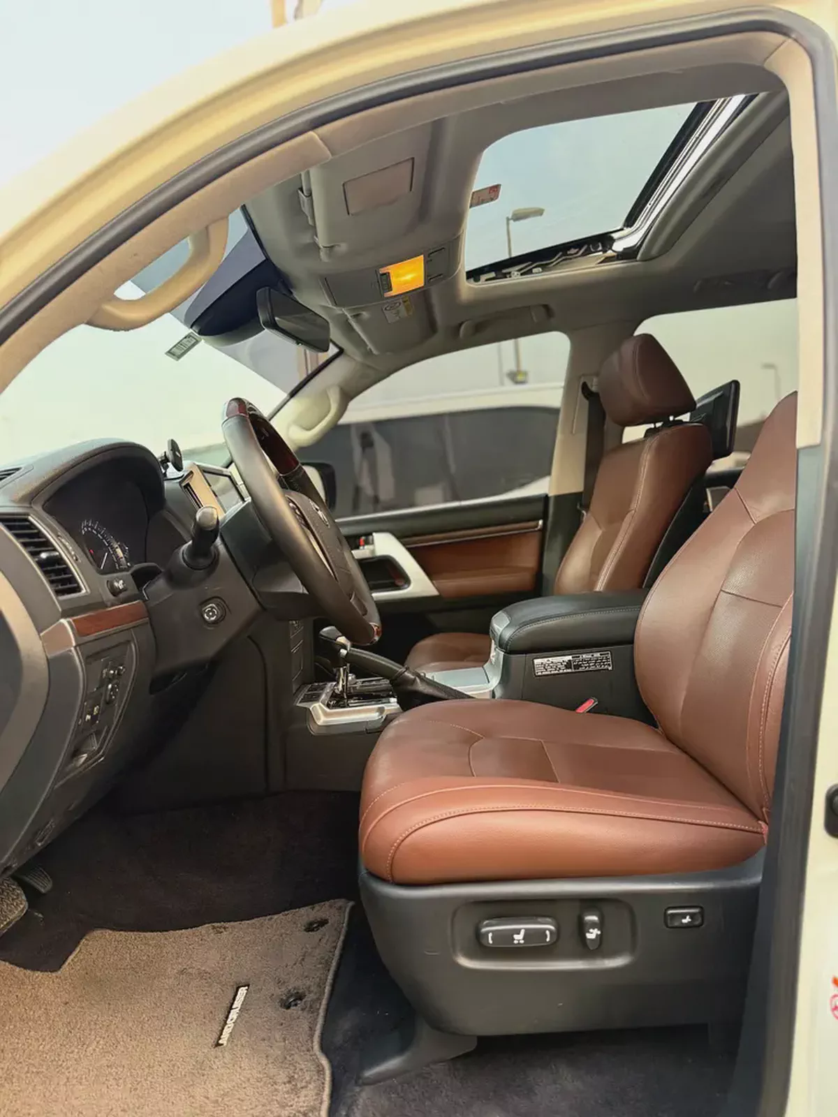لاند كرورز VXR5.7Pristine Toyota Land Cruiser VXR 2017 | GCC Specs | Top Option-13-13