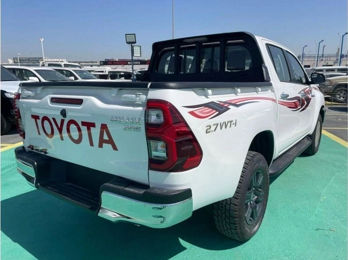 Toyota Hilux 2024 TOYOTA HILUX 2.7L petrol automatic 4x4 full option with bush start-3-3