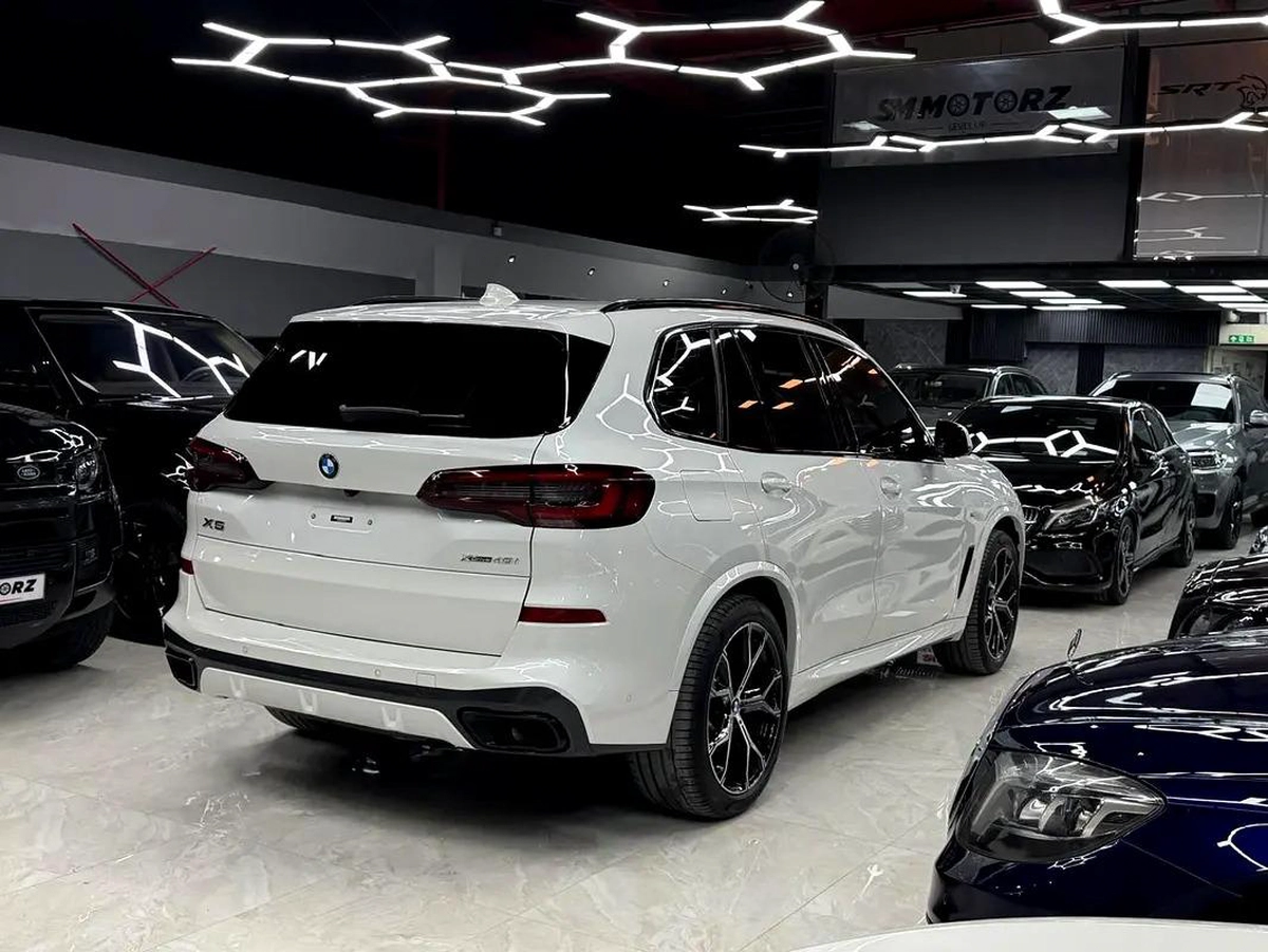BMW Warranty 2027 or 200k | JUST Serviced (BMW) | Original Paint | GCC-8-8