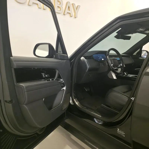 AED 7974 PM | RANGE ROVER VOGUE P550e AUTOBIOGRAPHY | 2024 | LOW KMS | 1 YEAR WARRANTY