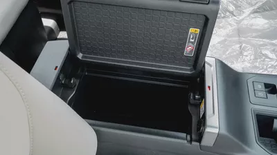 2026 Toyota Rav4 Adventure 2.5L AT Hybrid (Gray-Beige)-16