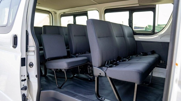 Toyota Hiace TOYOTA HIACE STD 2.5D MT 15 SEATER MY2024 – WHITE