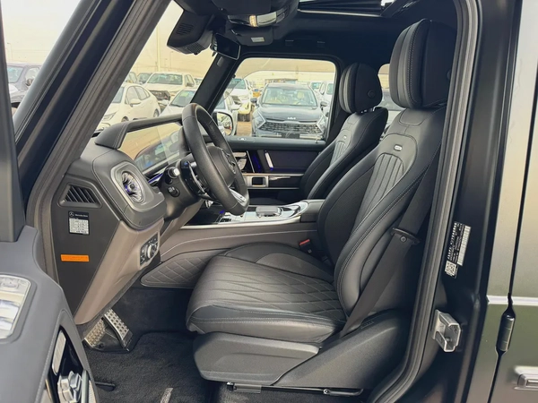 Mercedes Benz G63 AMG 2025 4000km - A22 Suspension - Japan Import - Clean Title