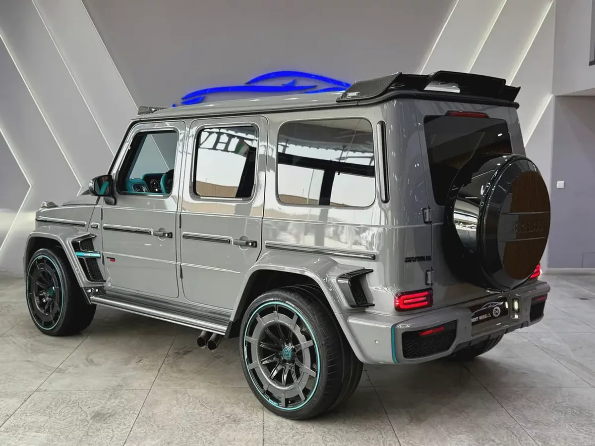 2022 - MERCEDES-BENZ G63 AMG - BRABUS KIT | V8 for 555,000.00 AED-4-4