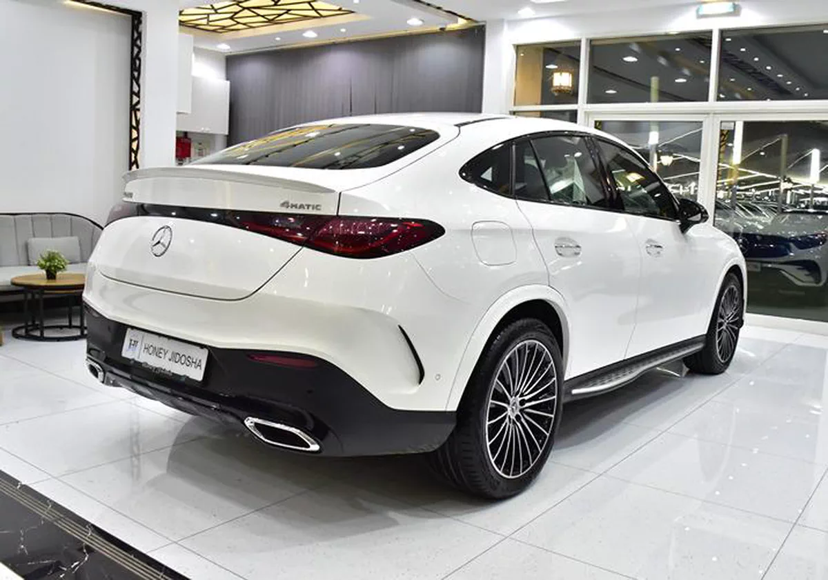 Mercedes Benz GLC200 4Matic ( 2025 Model ) in White Color GCC Specs-3-3