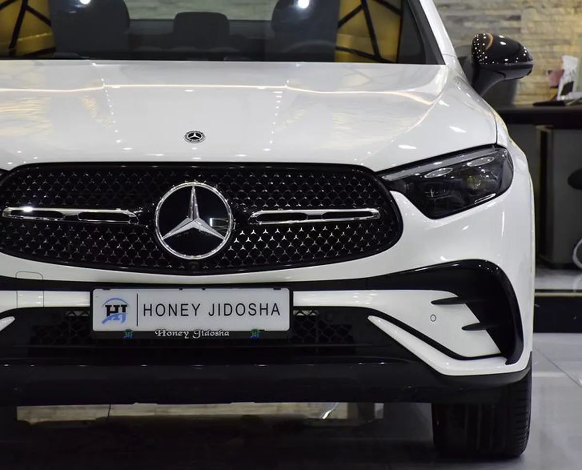 Mercedes Benz GLC200 4Matic ( 2025 Model ) in White Color GCC Specs-11-11
