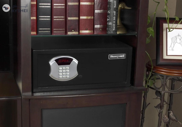 Honeywell Steel Safe with Digital Lock, 15 Kgs, 32.2 Liters