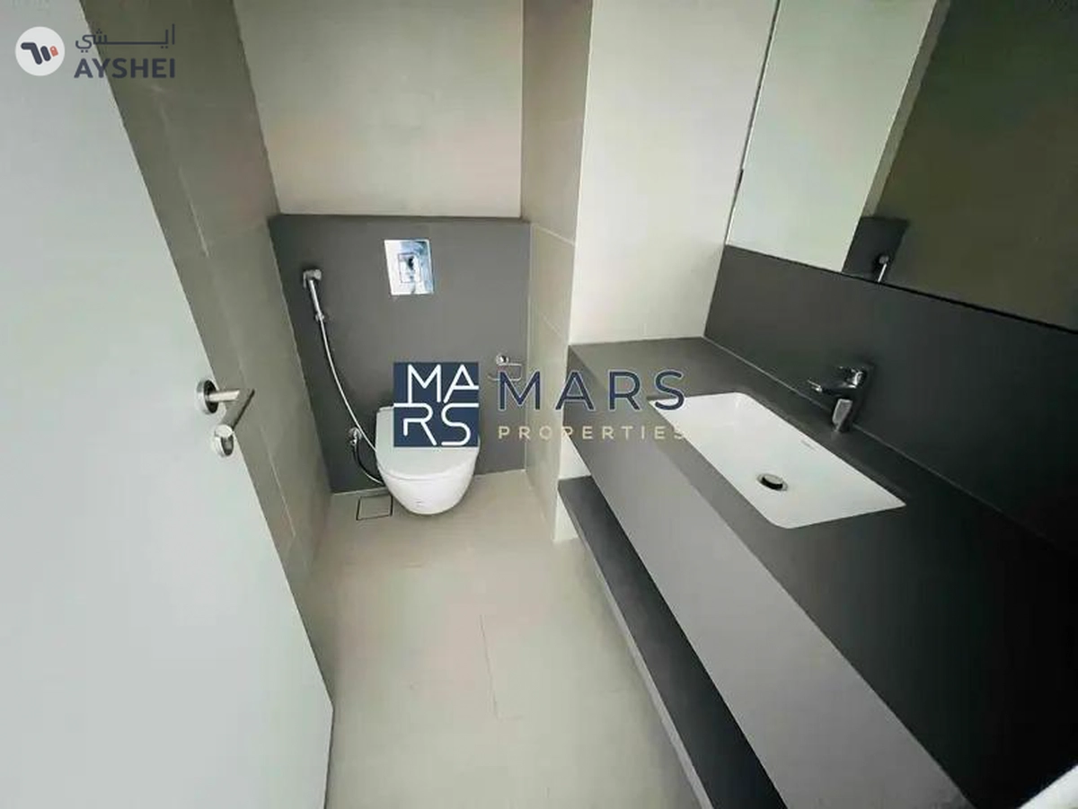Brand New Villa in Luxury Community Ready To Move