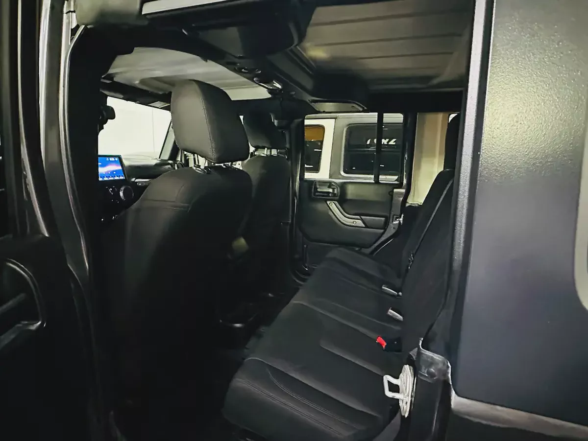 2018 GCC JEEP WRANGLER SPORTS UNLIMITED FULL AGENCY MAINTAINED WARRANTY AVAILABLE-12-12