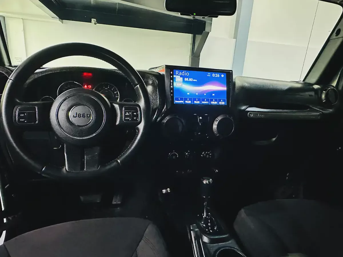 2018 GCC JEEP WRANGLER SPORTS UNLIMITED FULL AGENCY MAINTAINED WARRANTY AVAILABLE-13-13