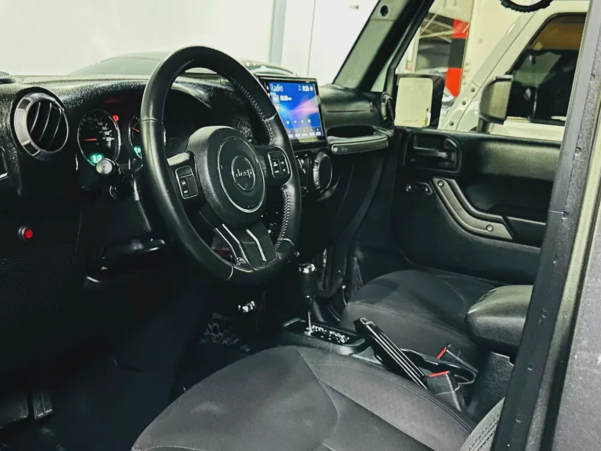 2018 GCC JEEP WRANGLER SPORTS UNLIMITED FULL AGENCY MAINTAINED WARRANTY AVAILABLE-8-8