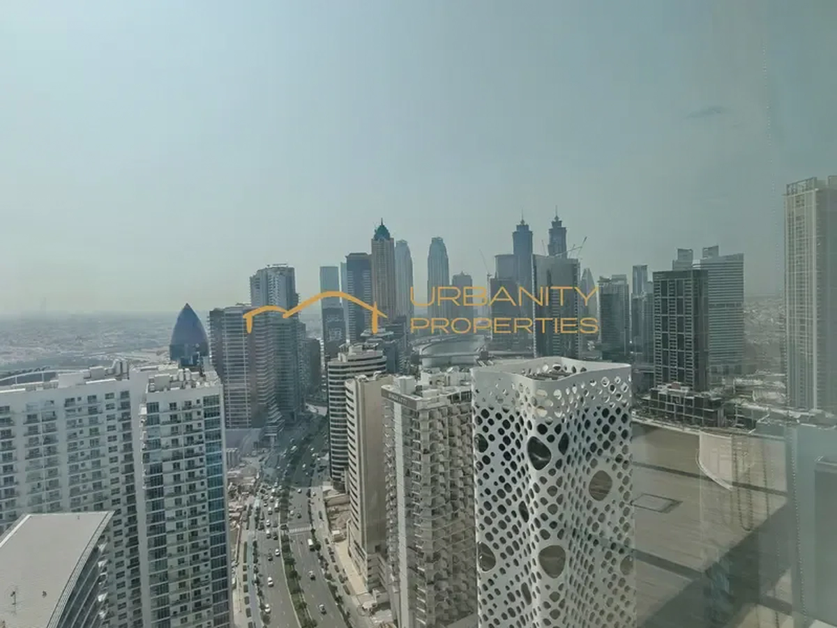 Premium Fully Fitted Office | Prime Business Bay Location-4-4