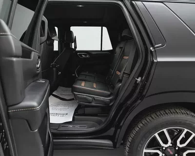 GMC Yukon AT4 2022 l GCC Specs l 2 Keys l AED 3,329 / Monthly-12