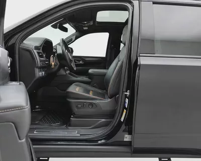GMC Yukon AT4 2022 l GCC Specs l 2 Keys l AED 3,329 / Monthly-8