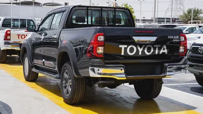 Toyota Hilux SR5 TRD 2026 GCC Specs-4