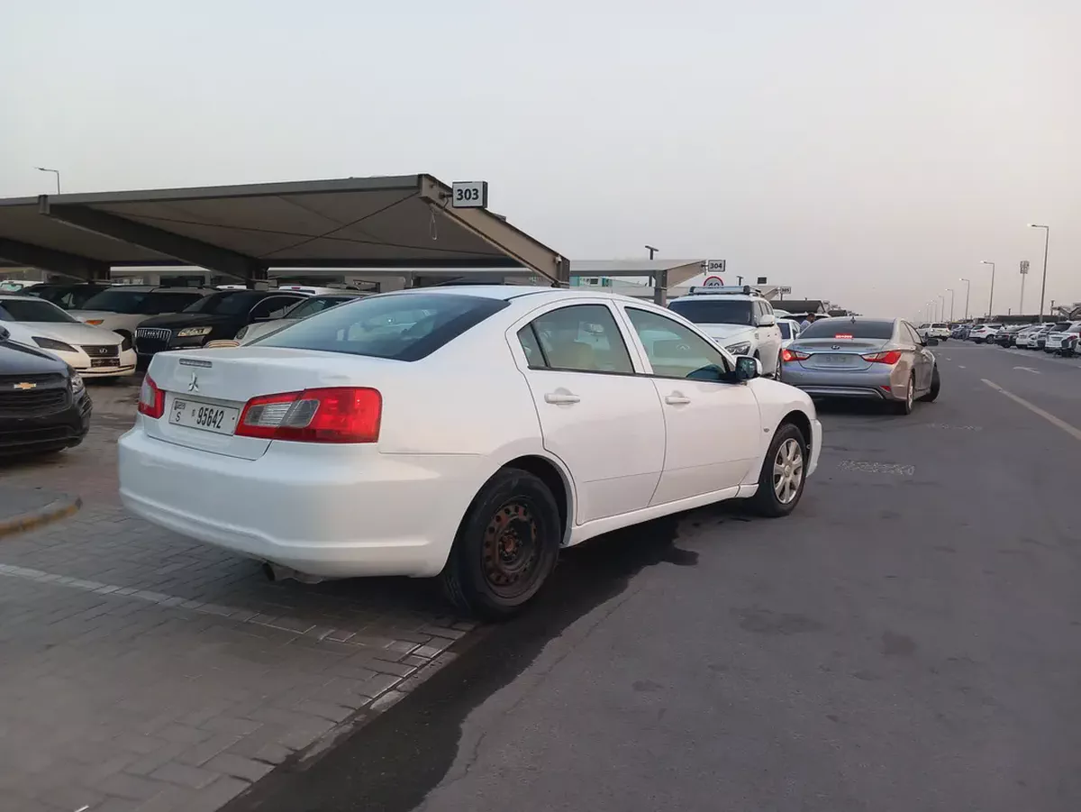 Reliable Mitsubishi Galant 2013 | GCC Specs | Well Maintained-4-4
