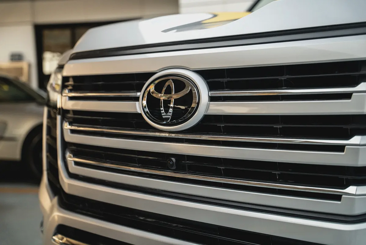 Toyota Land Cruiser VXR 3.5L Twin Turbo V6 GCC Brand New 2026