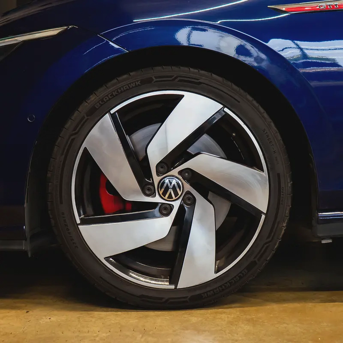 AED 1,915 p.m  • 0% Downpayment • VW Golf GTI • Agency Warranty-5-5