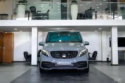 New Mercedes Benz V 250 2023-20