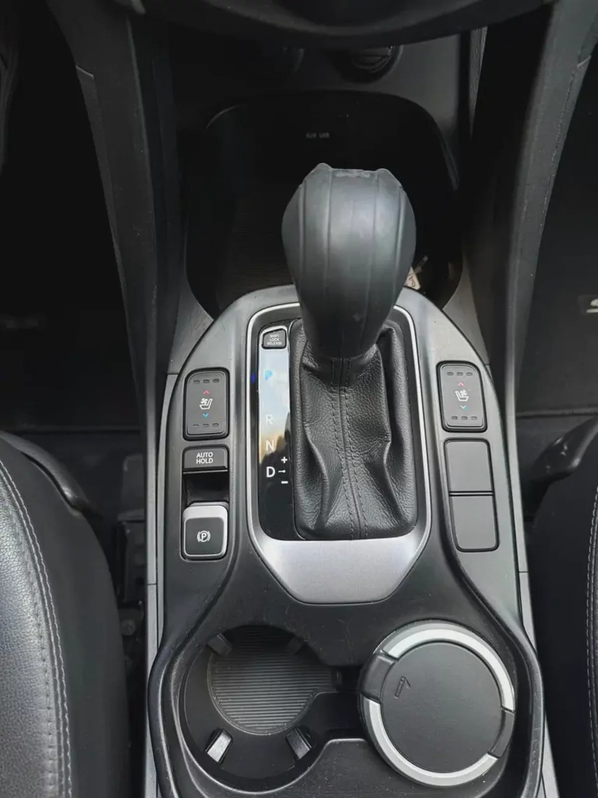 HYUNDAI SANTA FE 2014-17-17